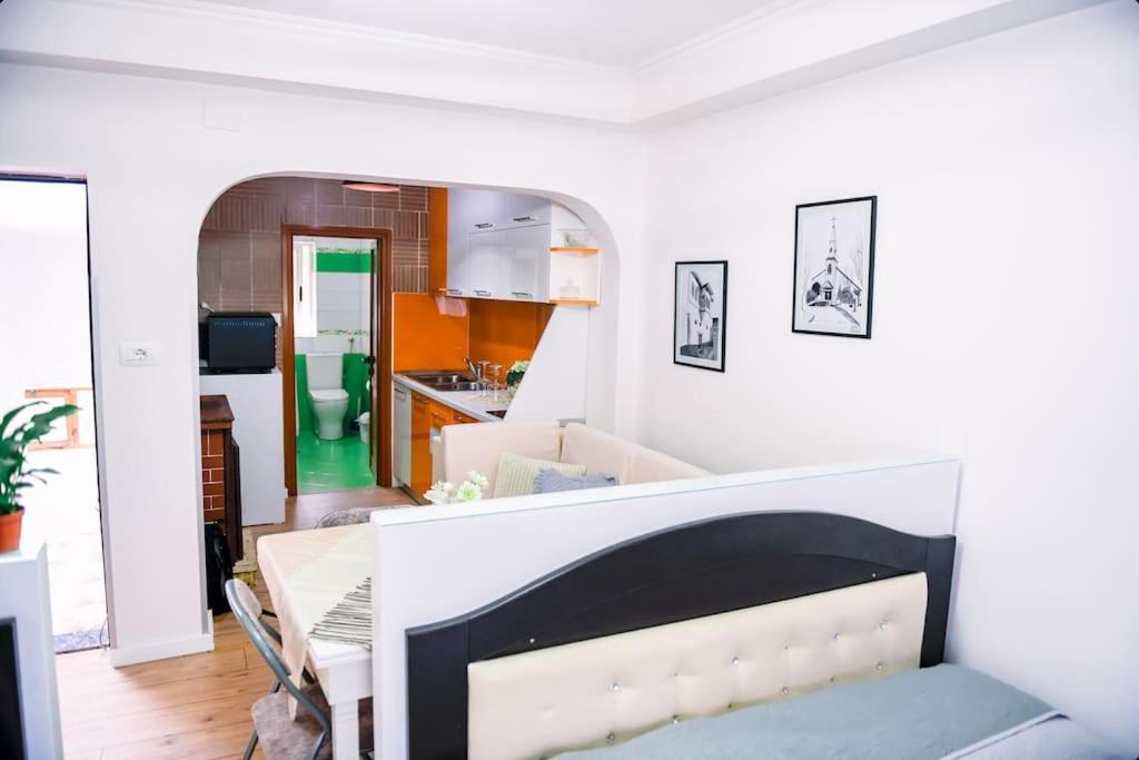Magda Studio In Berat Center Exteriör bild