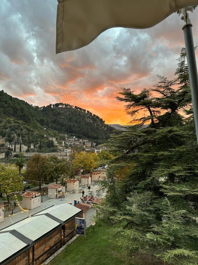 Magda Studio In Berat Center Exteriör bild